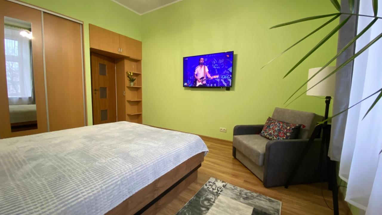 Lublinbnb - Exclusive Family Apartment ------ In The Heart Of Lublin -------------------------------- Bedroom & Living Room & Kitchen Exteriör bild