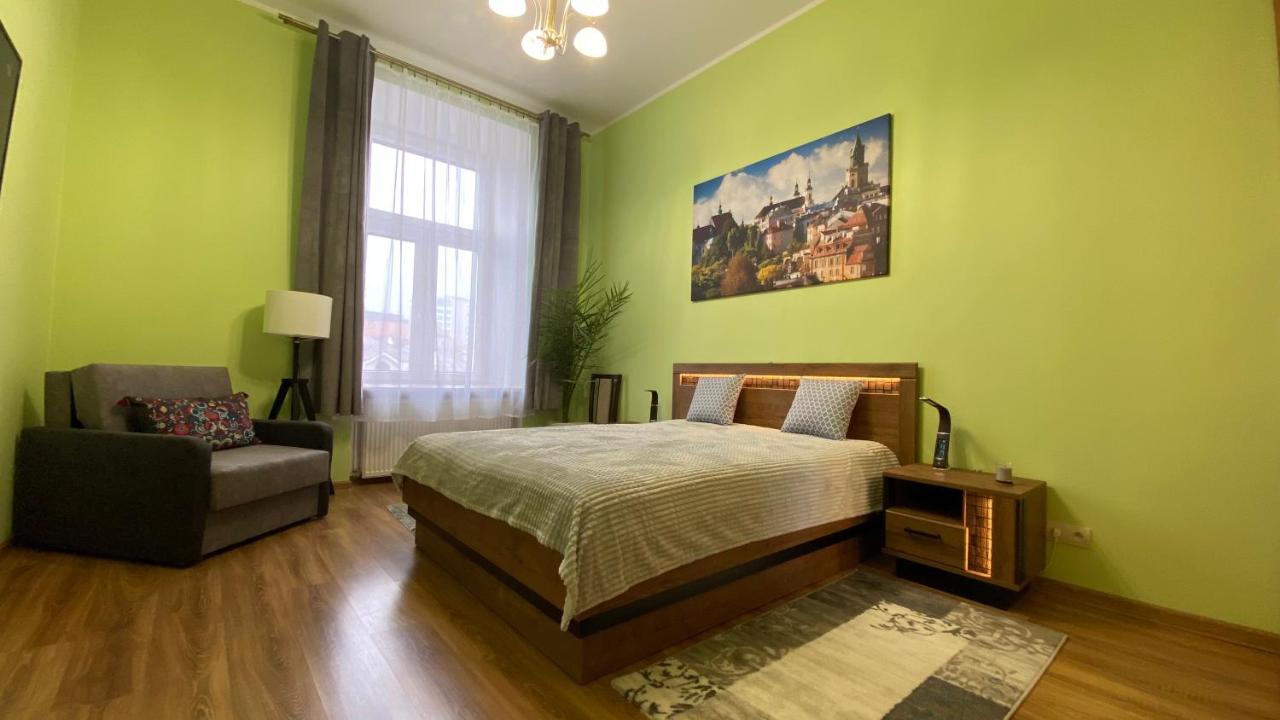Lublinbnb - Exclusive Family Apartment ------ In The Heart Of Lublin -------------------------------- Bedroom & Living Room & Kitchen Exteriör bild