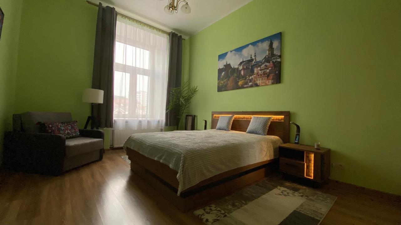 Lublinbnb - Exclusive Family Apartment ------ In The Heart Of Lublin -------------------------------- Bedroom & Living Room & Kitchen Exteriör bild
